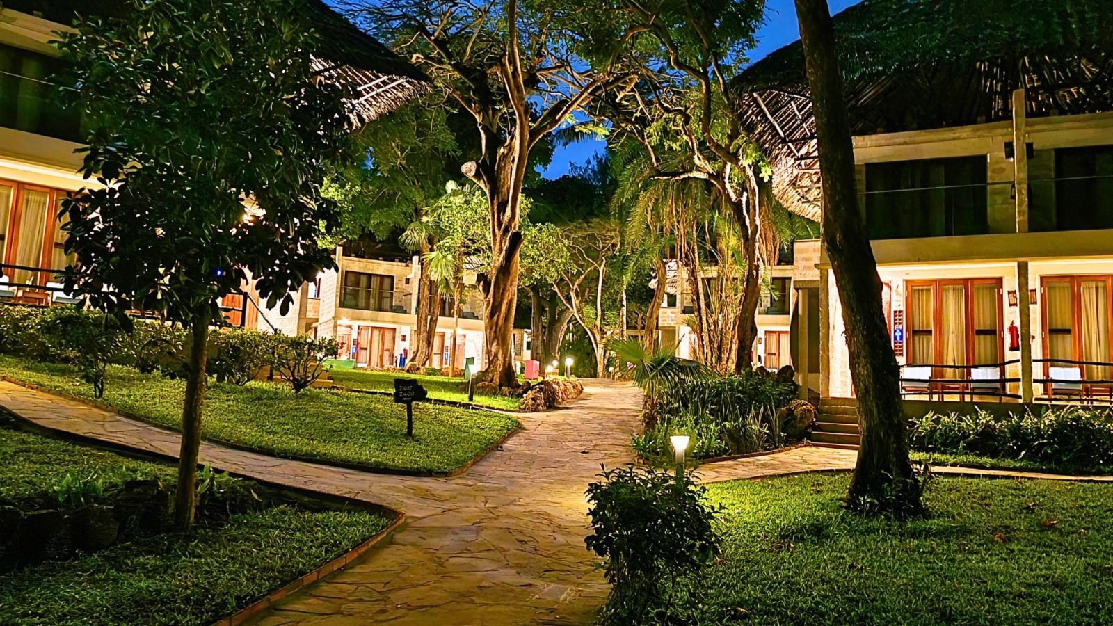 Website Homepage Slide 4 Garden View by Night