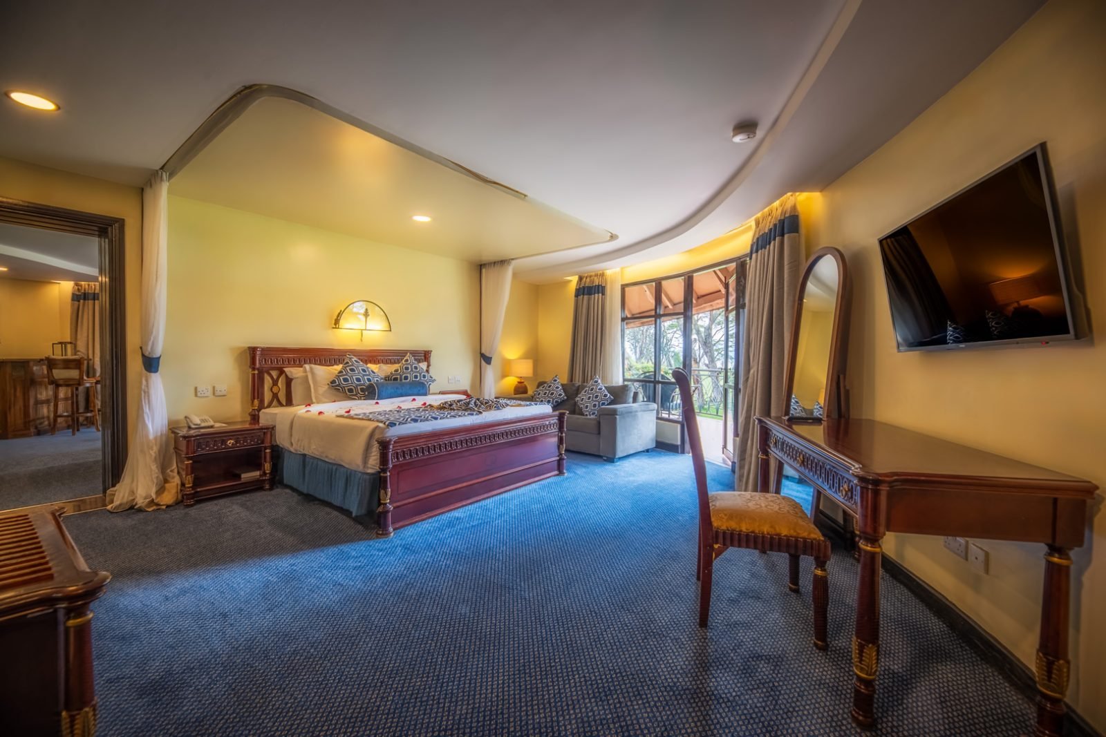 17518951172003 room1920widebed2