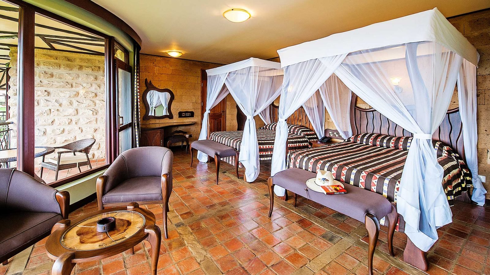 room interior 2FA225AFC 84E8 1C3E 2F9E 7DAF2AC29255