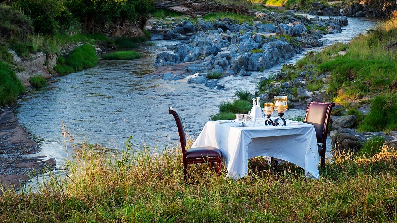 sand river Dining Experience with View