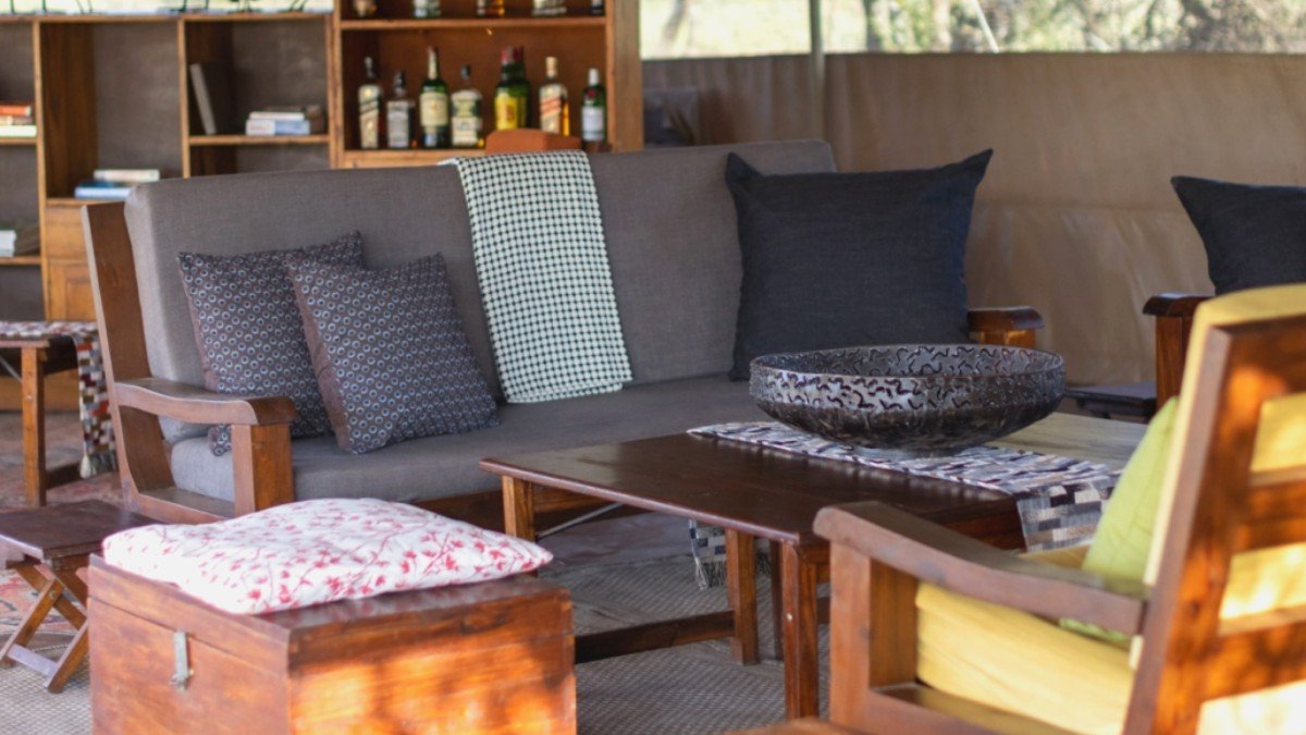 serengeti north wilderness camp lounge min scaled e1749056103281
